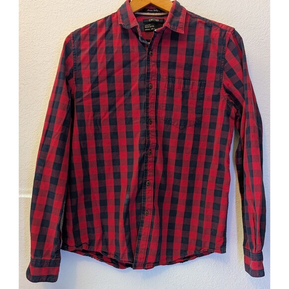 Cactus Mens Size  Medium Shirt Red Blue Button Down Plaid (168m) - Picture 1 of 3